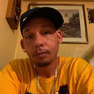 Meet your Posher, Derek